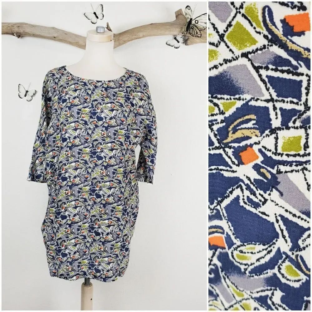 Sodambi abstract tunic style top